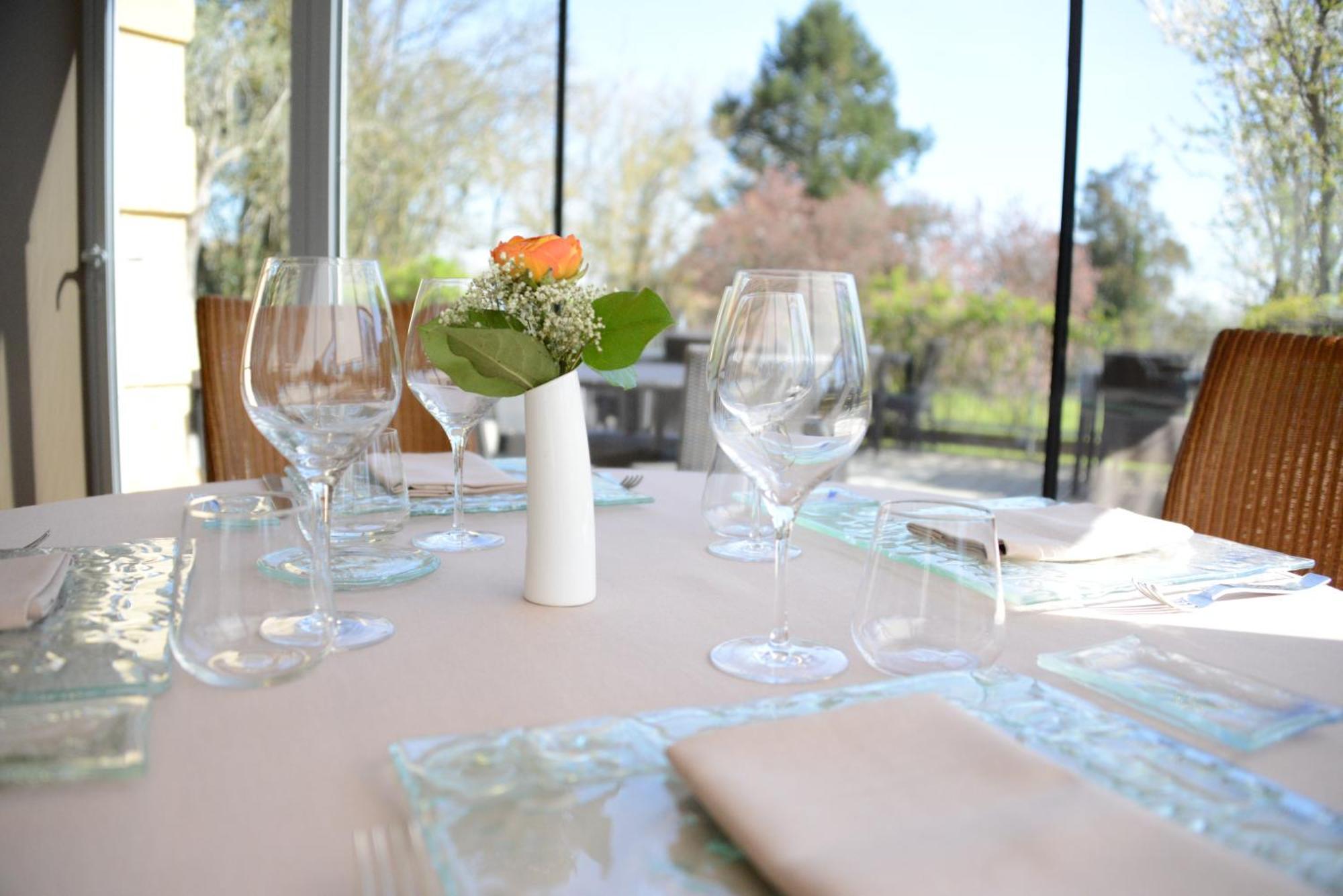 Château de Champlong Table Hôtel **** Golf & Spa Villerest  Ngoại thất bức ảnh