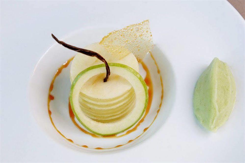 Château de Champlong Table Hôtel **** Golf & Spa Villerest  Ngoại thất bức ảnh